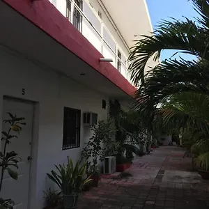 https://posada-olmeca-playa-del-carmen.allrivieramayahotels.com